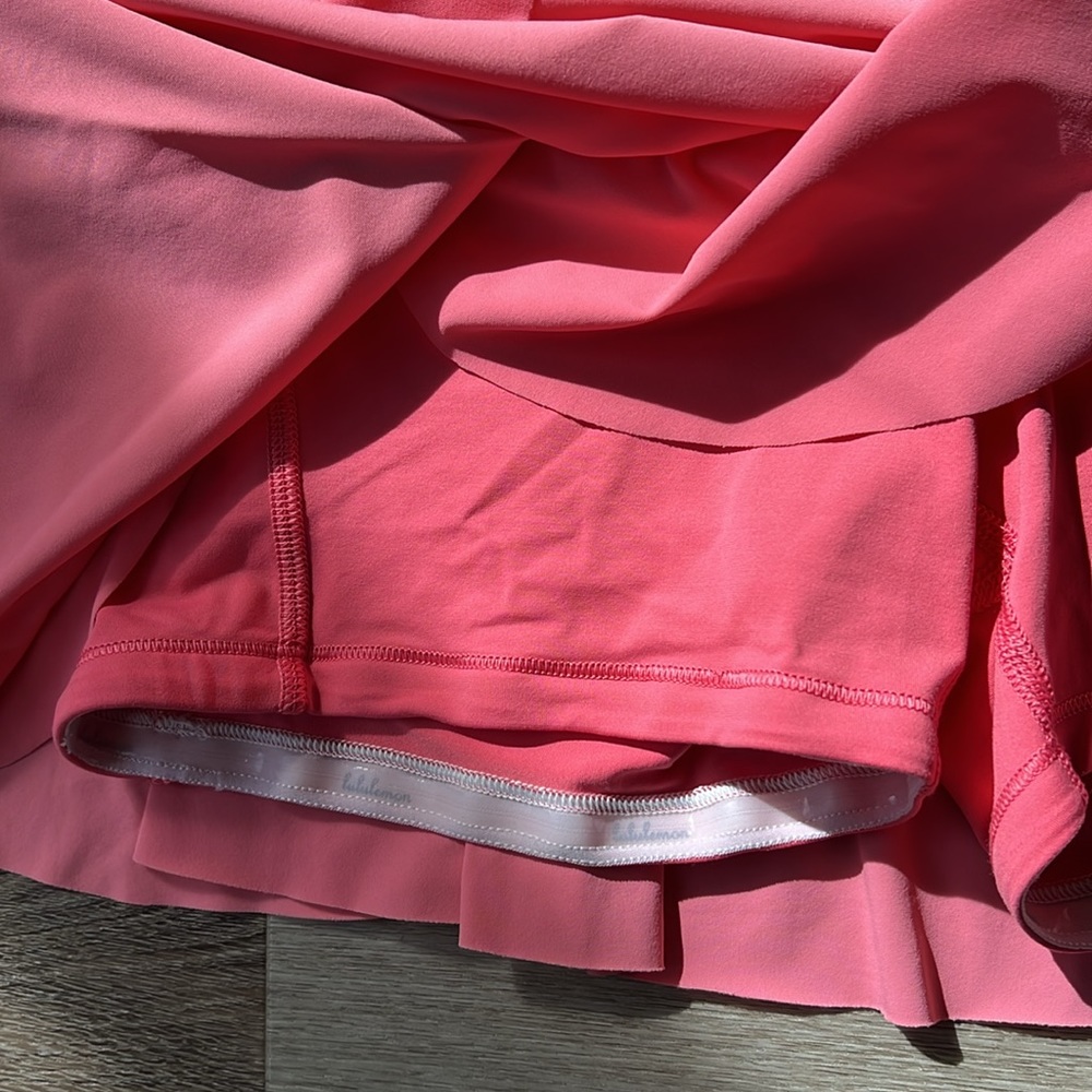 Lululemon skirt - Picture 7 of 17